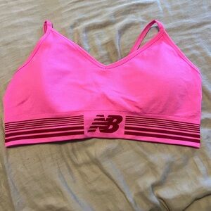 New balance, bright pink sports bra brand new
